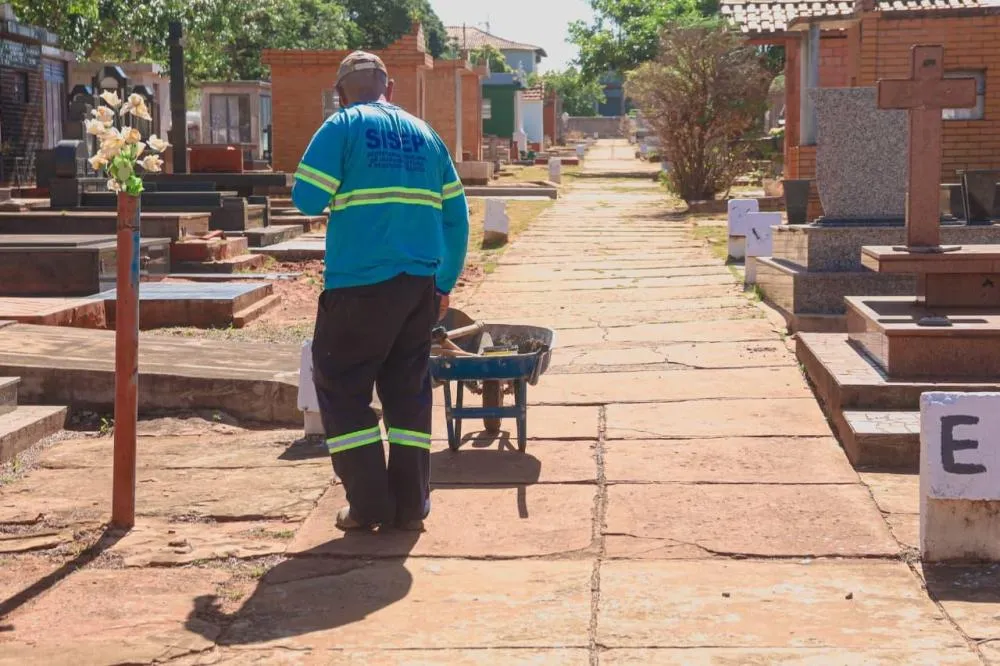 Prefeitura abre seleção temporária com remuneração de até R$ 2,6 mil