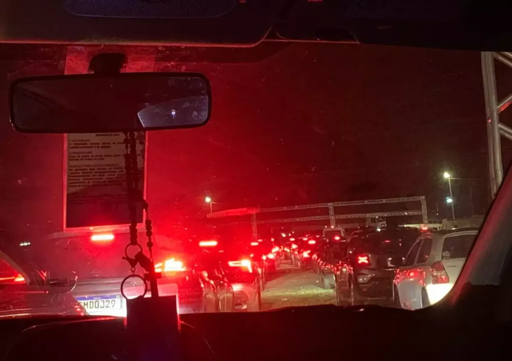 Tumulto na BR-262 atrapalha saída de motoristas de Campo Grande