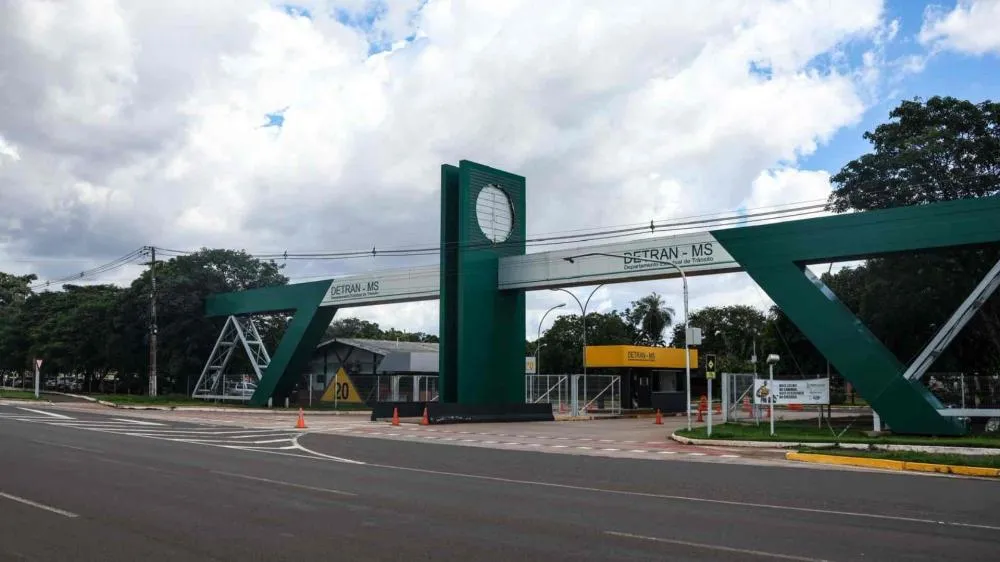 Detran-MS formaliza contrato emergencial de R$ 781 mil para segurança armada em 37 municípios