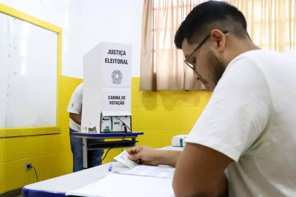 Maioria dos candidatos de MS trocou de partido entre 2022 e 2026