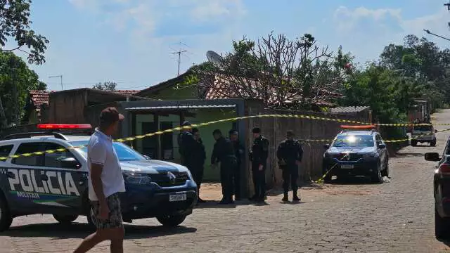 Especialista em furtos baleado ao atropelar policial morre após um mês